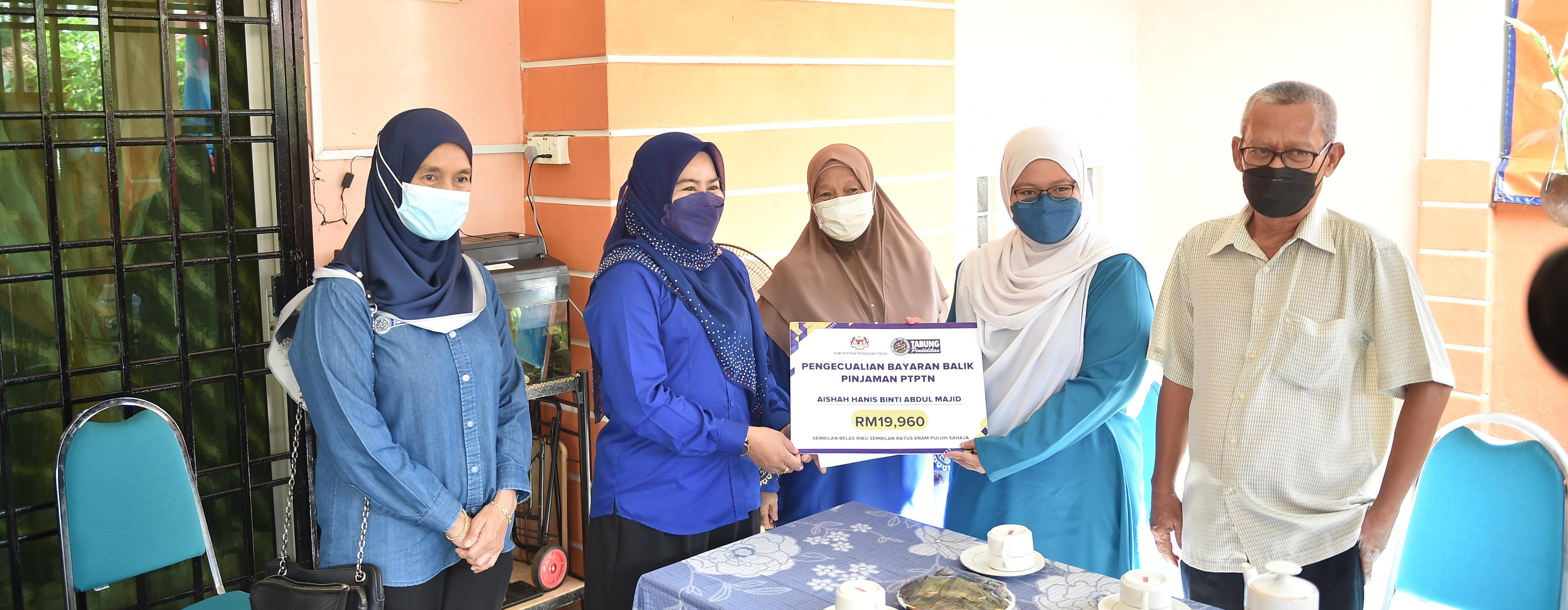 Hampir 80 Ribu Pelajar Terus Dapat Manfaat Pengecualian Bayaran Balik Pinjaman PTPTN