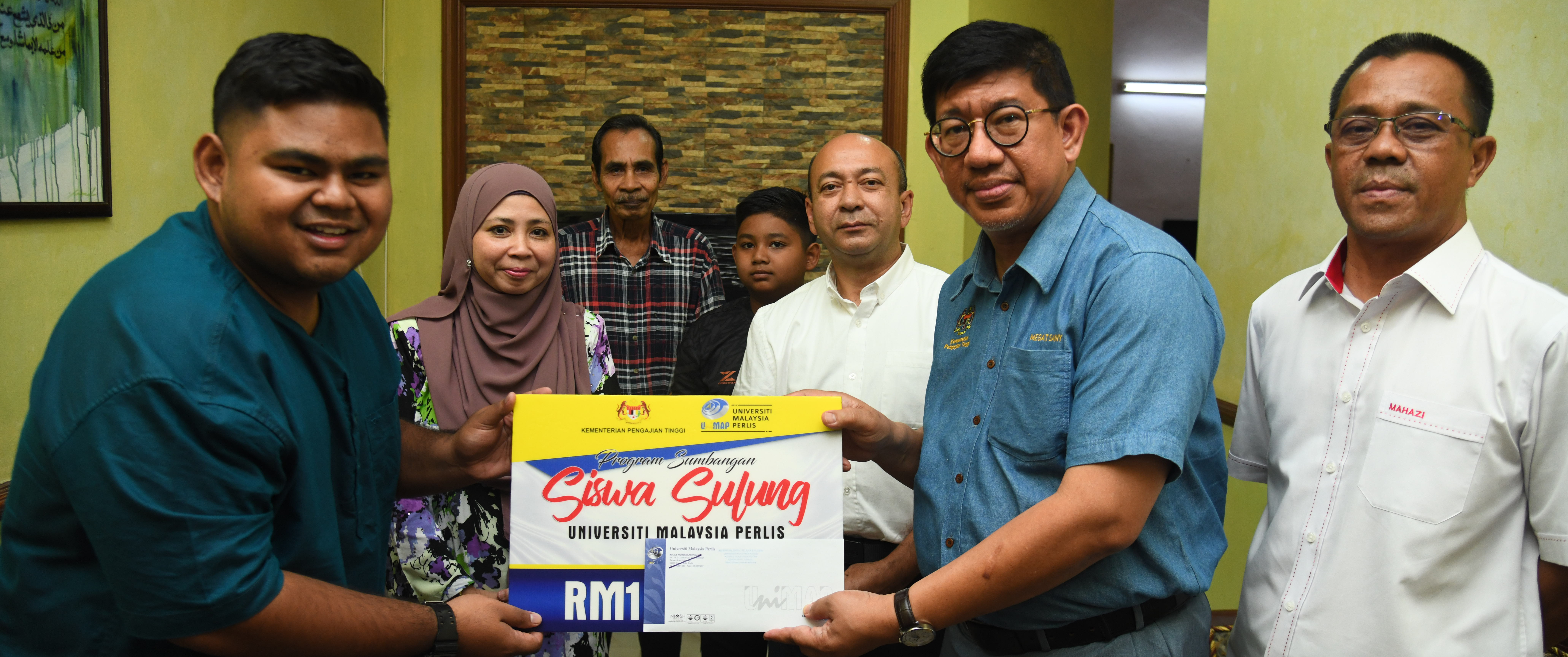 TKSU (D) Sampaikan Surat Tawaran Program Siswa Sulung