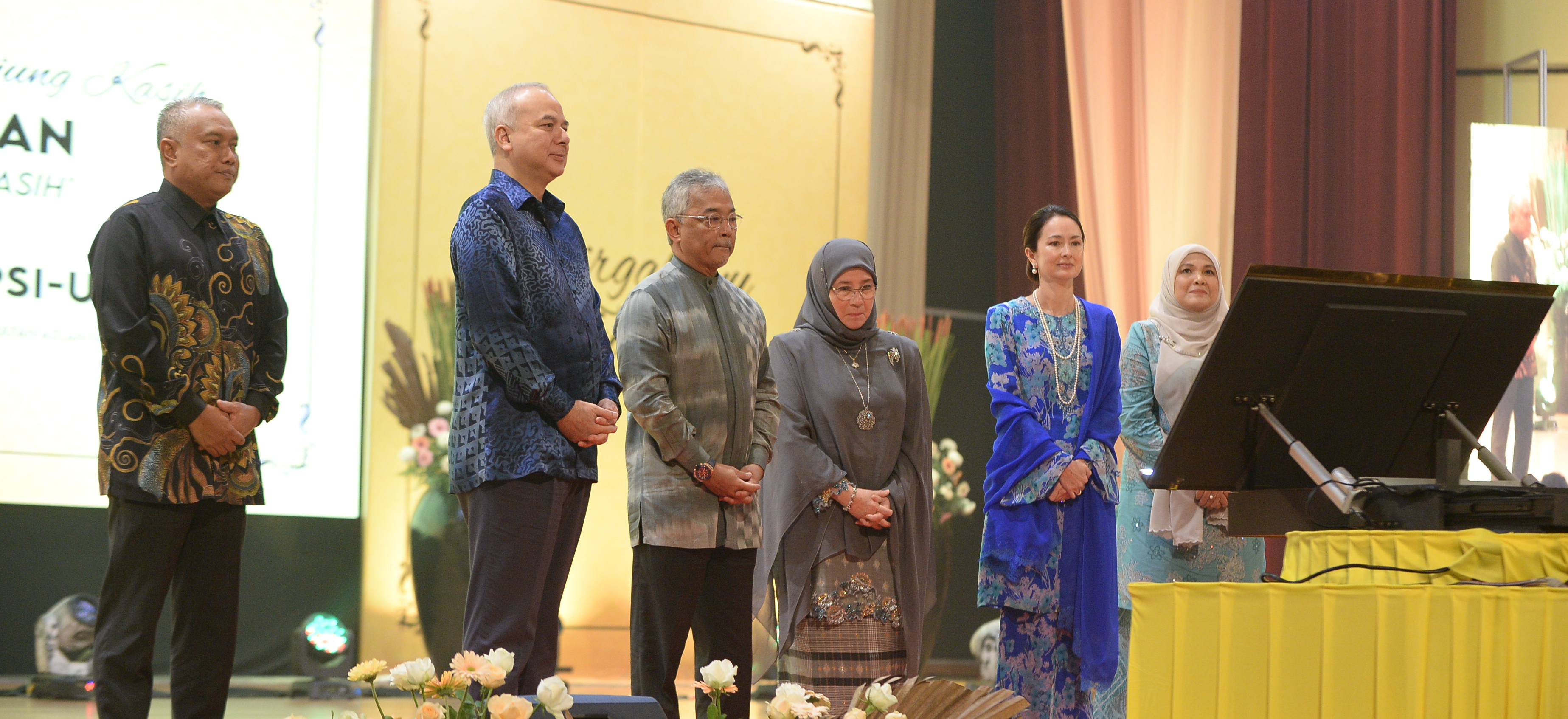 YDP AGONG, Permaisuri Berkenan Berangkat ke Majlis Santapan Seluhur Budi Sekalung Kasih 100 Tahun UPSI