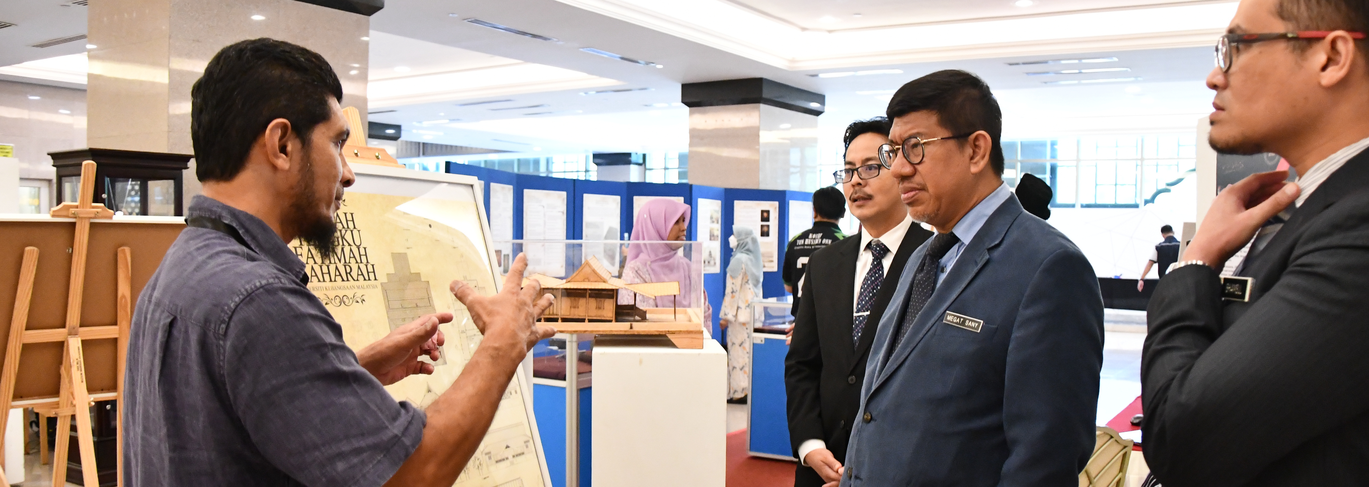 KPT Tarik Pengunjung Ke Pameran Alam Dan Tamadun Melayu