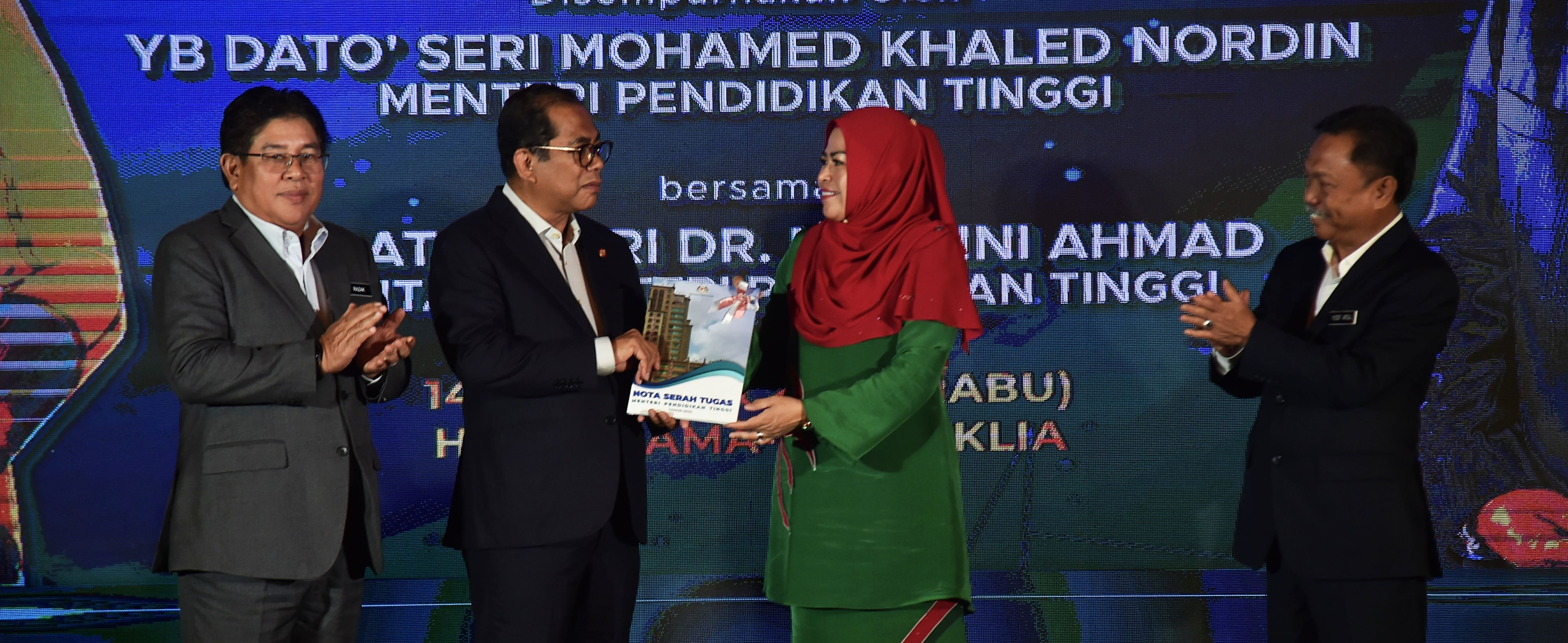 Majlis Serah Tugas YB Menteri Pendidikan Tinggi