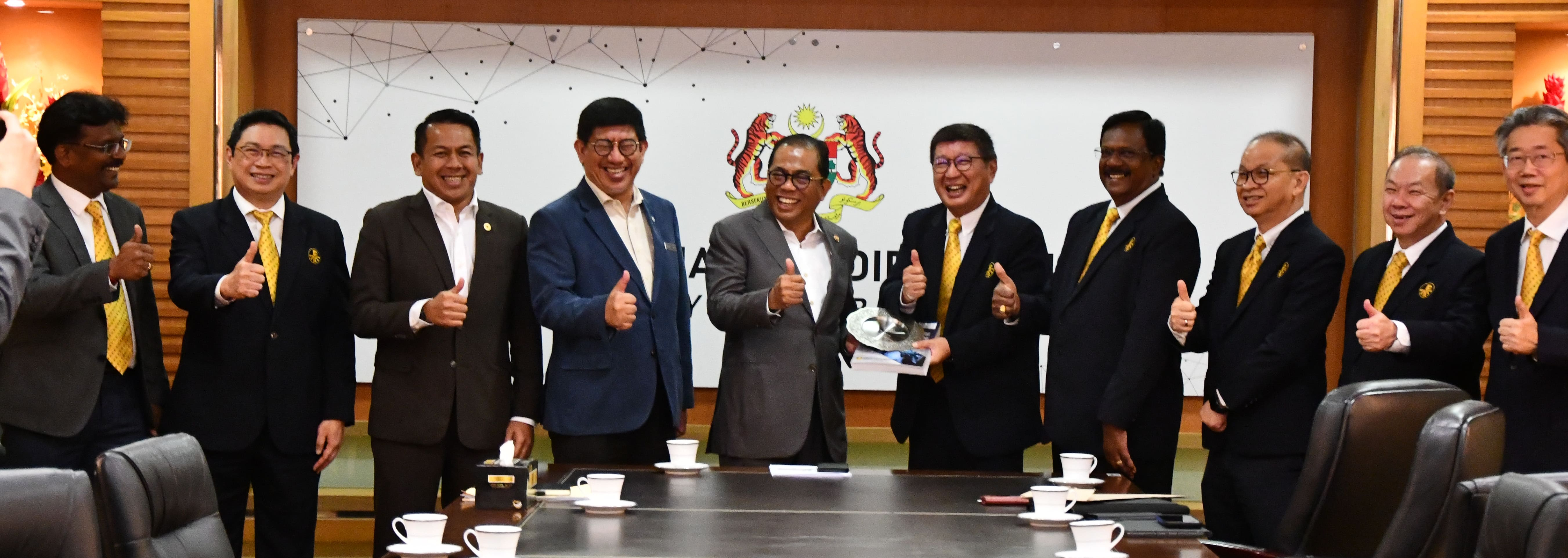 Persekutuan Pekilang-pekilang Malaysia Dan KPT Bincang Kerjasama Tingkat Peluang Kerjaya Graduan