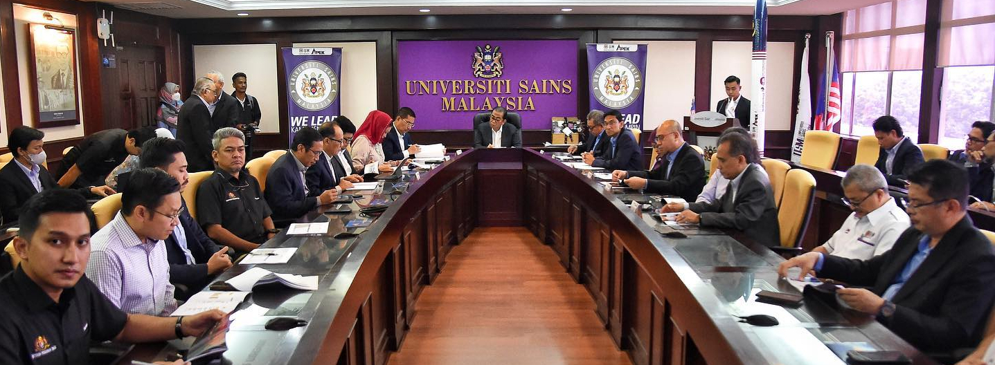 YB Menteri Adakan Lawatan Kerja Rasmi Ke USM