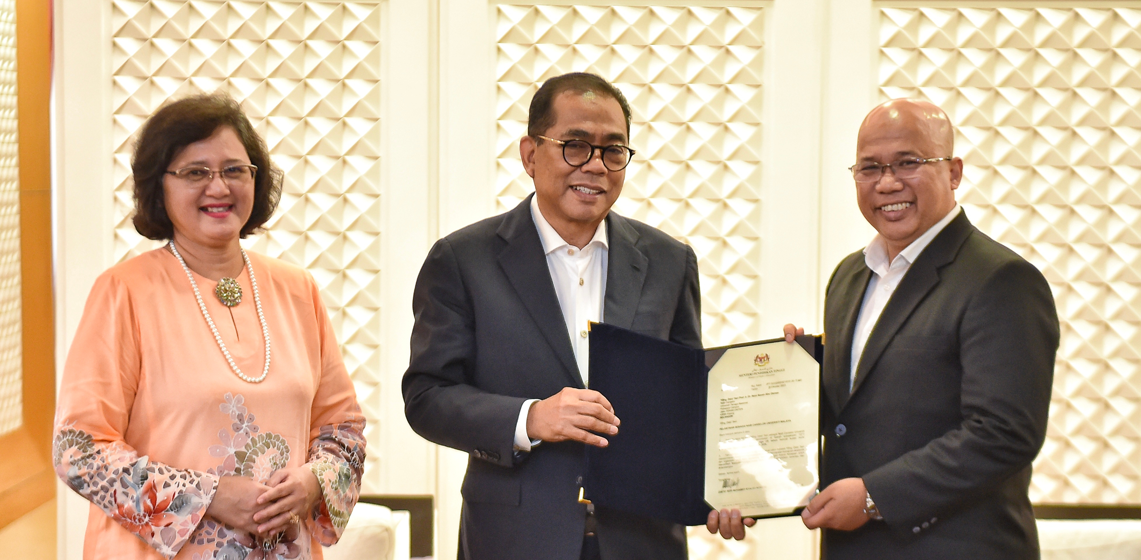 UM Dan UiTM Terima Naib Canselor Baharu