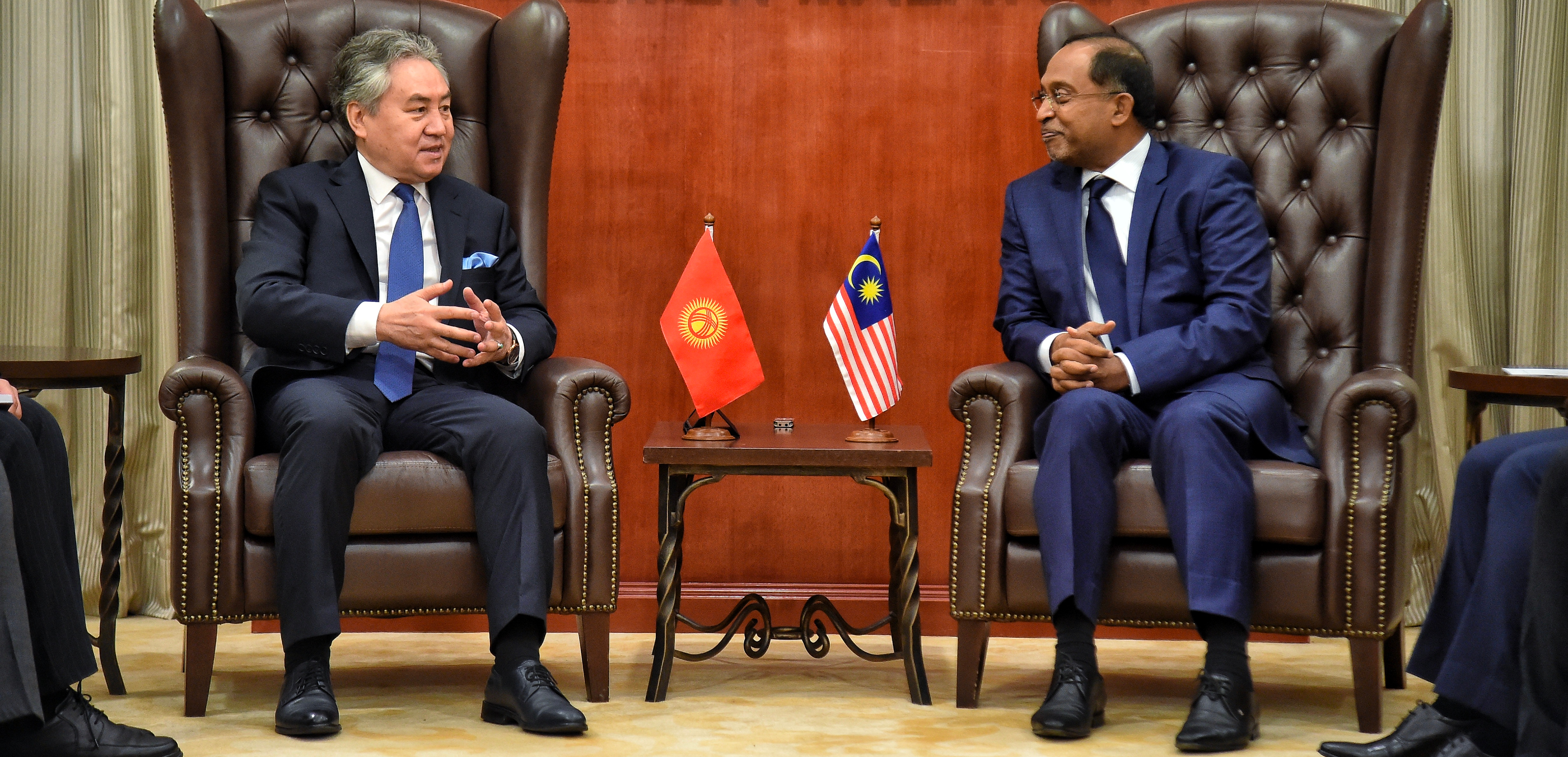 Kunjungan Hormat Menteri Luar Negeri Republik Kyrgyz Ke Atas Menteri Pendidikan Tinggi Perkukuhkan Hubungan Dua Hala Pendidikan Tinggi Negara