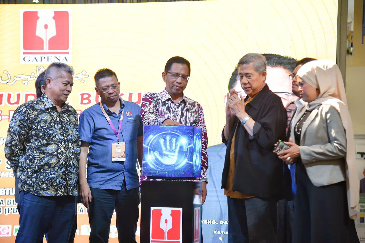 KSU Lancarkan 100 Judul Buku Gapena & Sampaikan Puisi Nukilannya