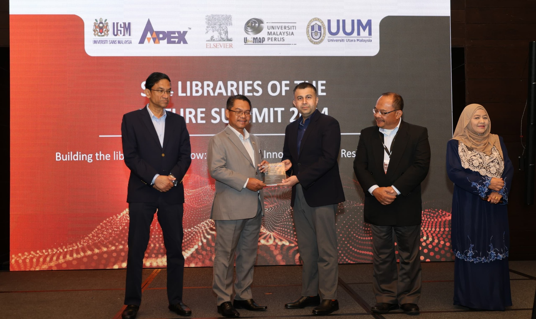 Sidang Kemuncak Perpustakaan Asia Tenggara Untuk Masa Depan 2024: Tingkat Pengetahuan Dan Inovasi Antara Pustakawan Dan Perpustakaan Akademik Serantau