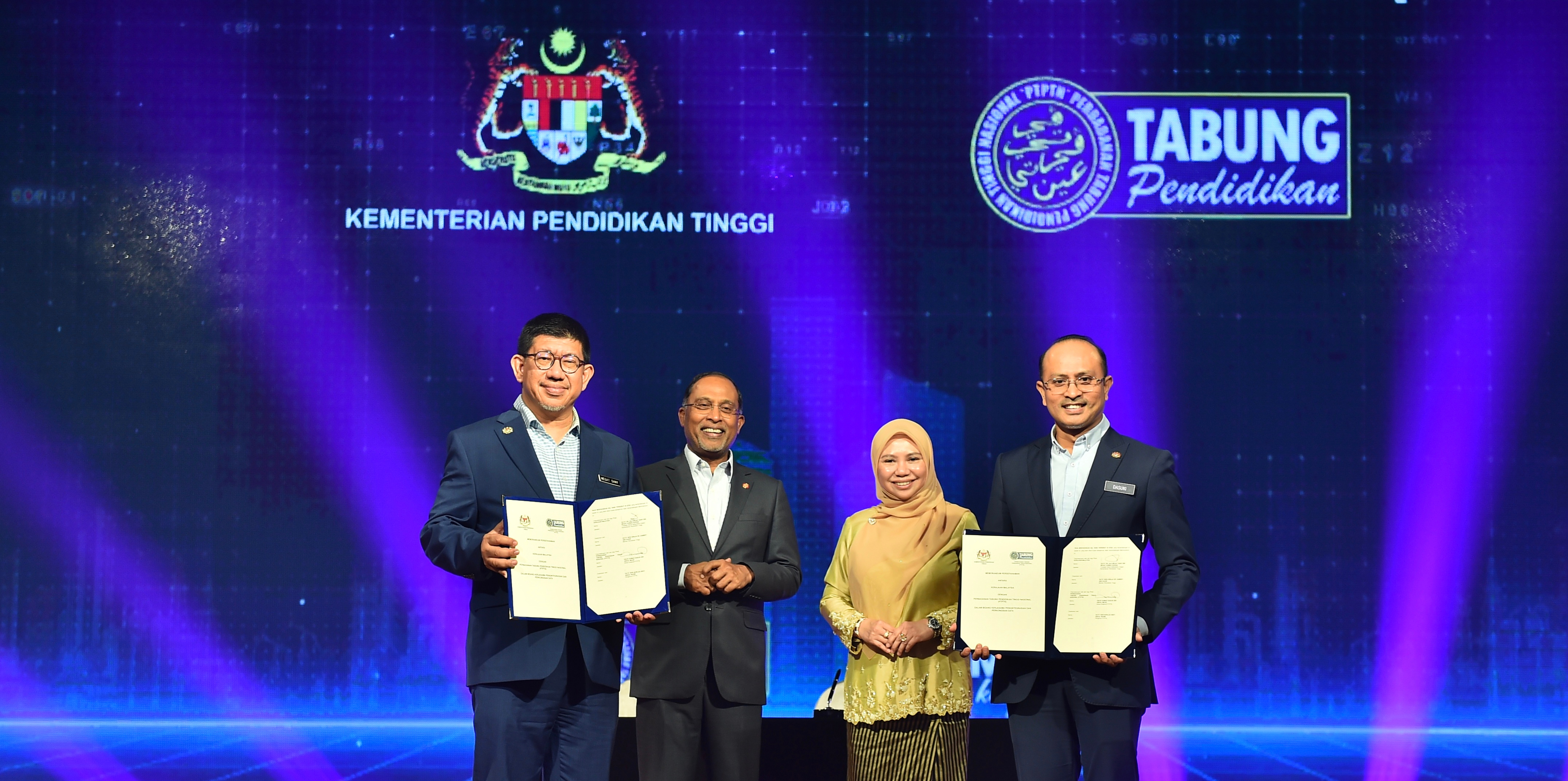 KPT Lancar Program Tauliah Industri Dan Profesional (KPTiP) Usaha Tingkat Kebolehpasaran Graduan