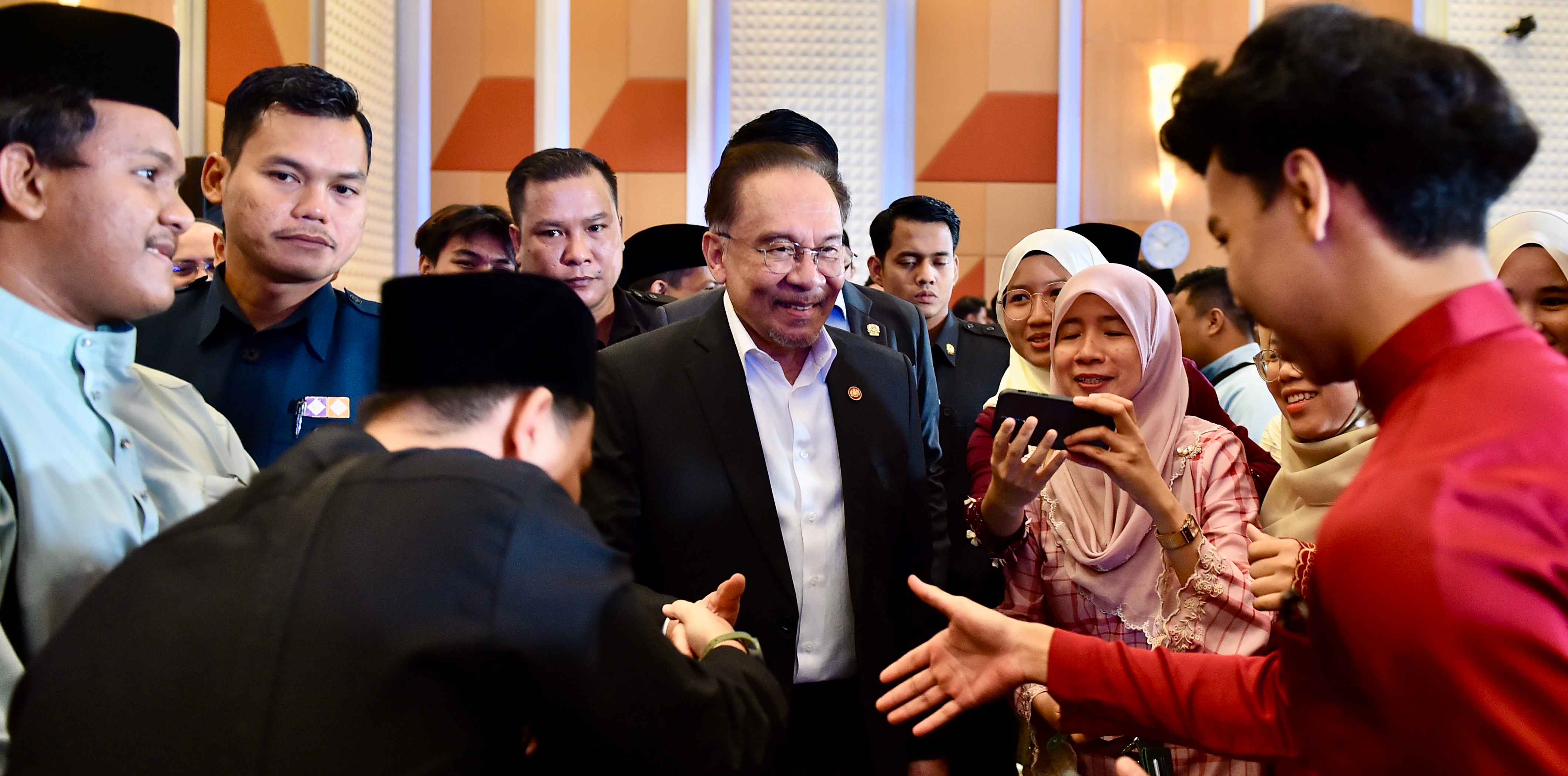 YAB Perdana Menteri Tekankan Transformasi Pendidikan Tinggi Untuk PACU Ekonomi Dan Pembangunan Insan