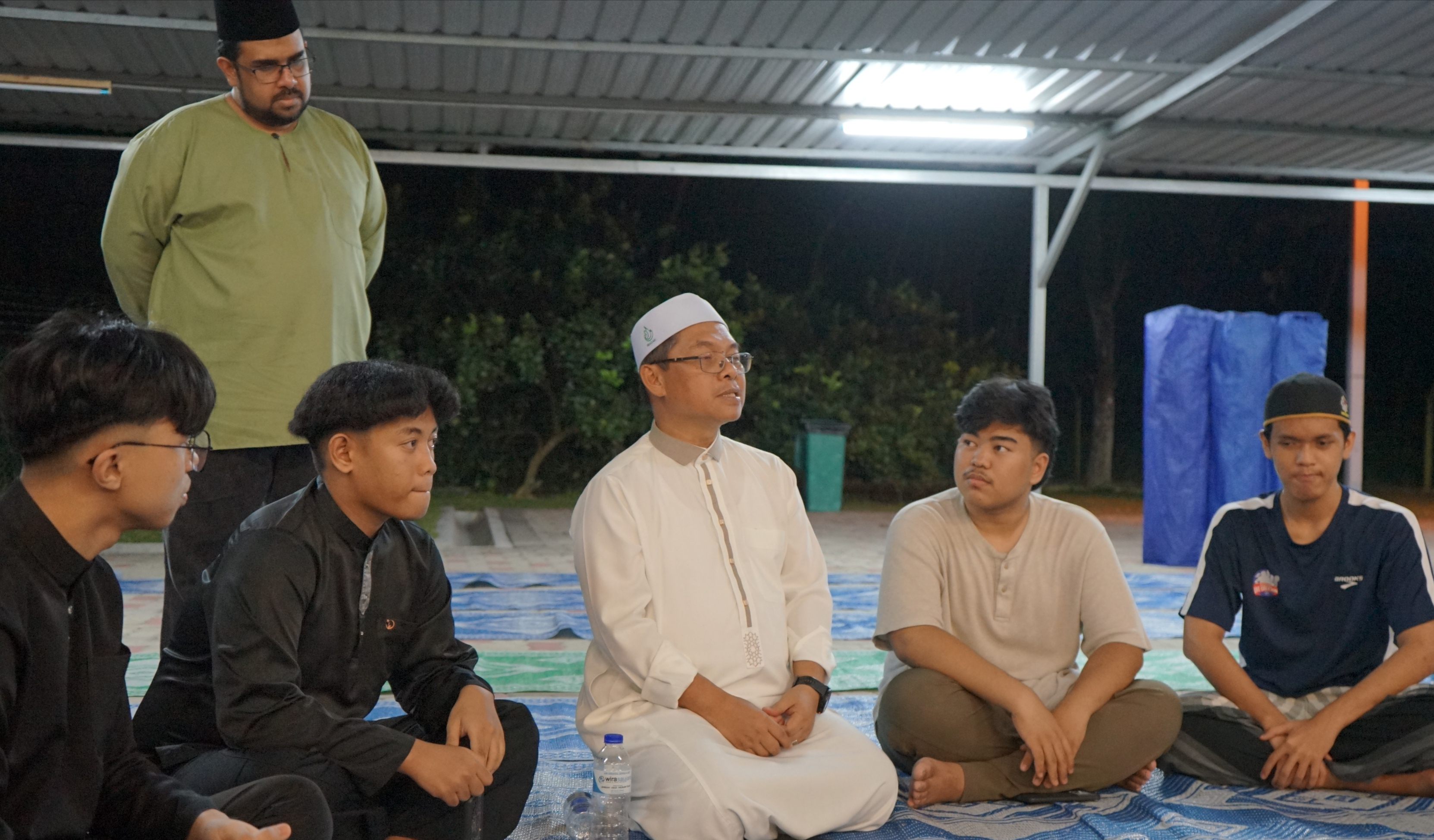 YB Timbalan Menteri Bersama Warga UiTM Kampus Dengkil Hidupkan Malam Nuzul Al-Quran