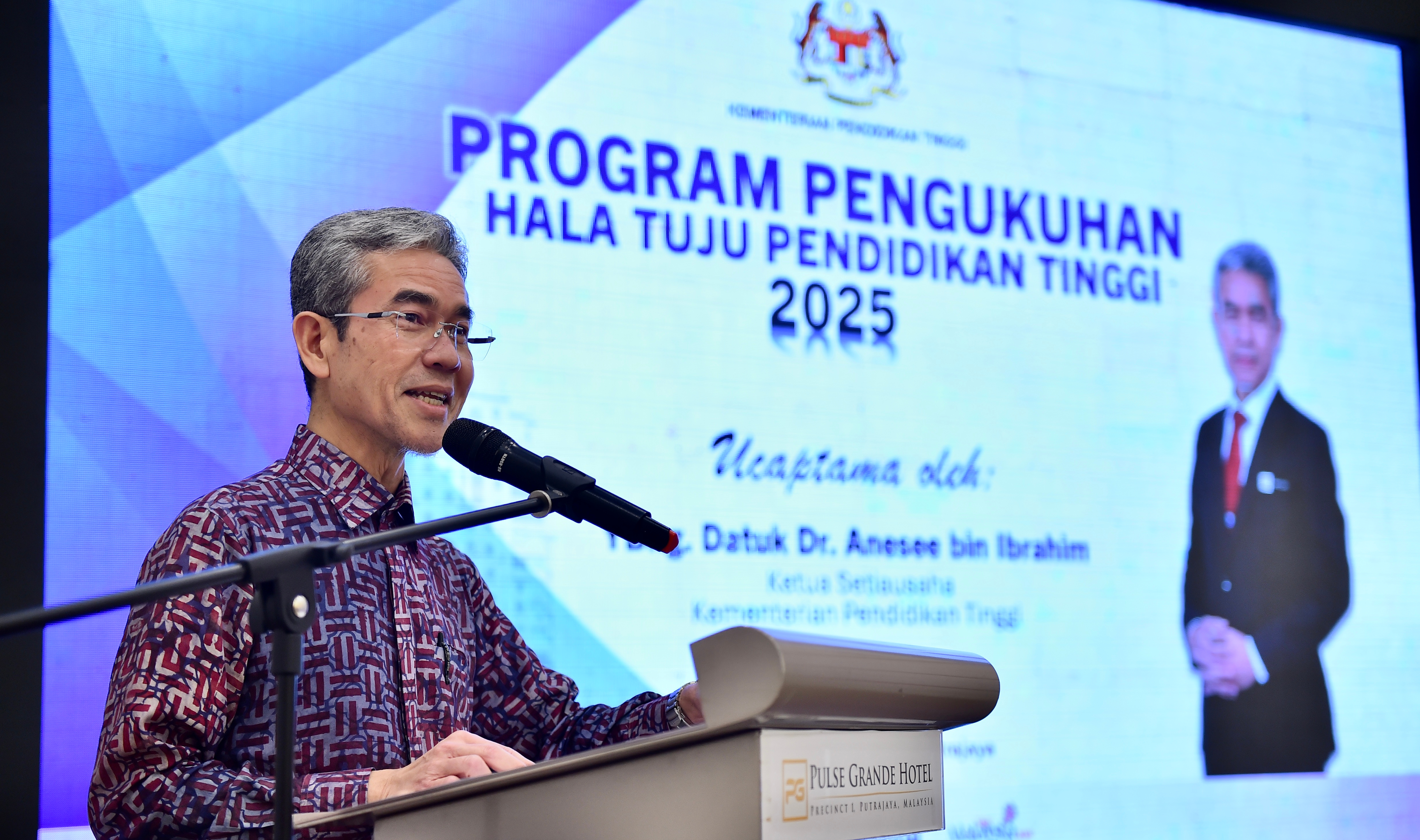 4 Aspek Hala Tuju Baharu Pendidikan Tinggi Negara: Strategi Ke Arah Keberdayasaingan Global