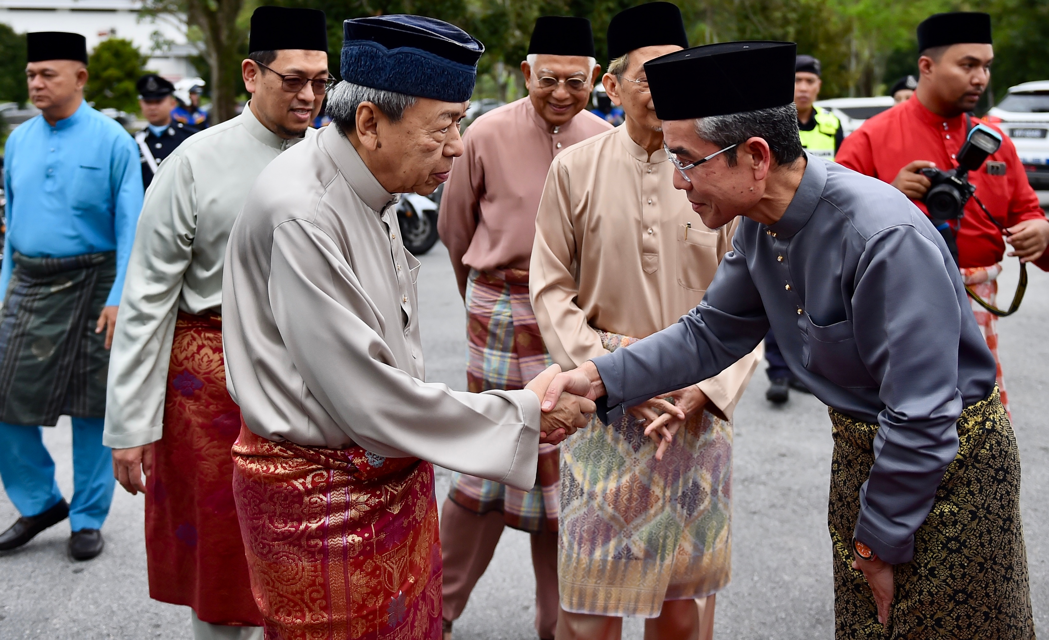 Majlis Berbuka Puasa UPM: DYMM Tuanku Canselor UPM Serah Sumbangan Aidilfitri