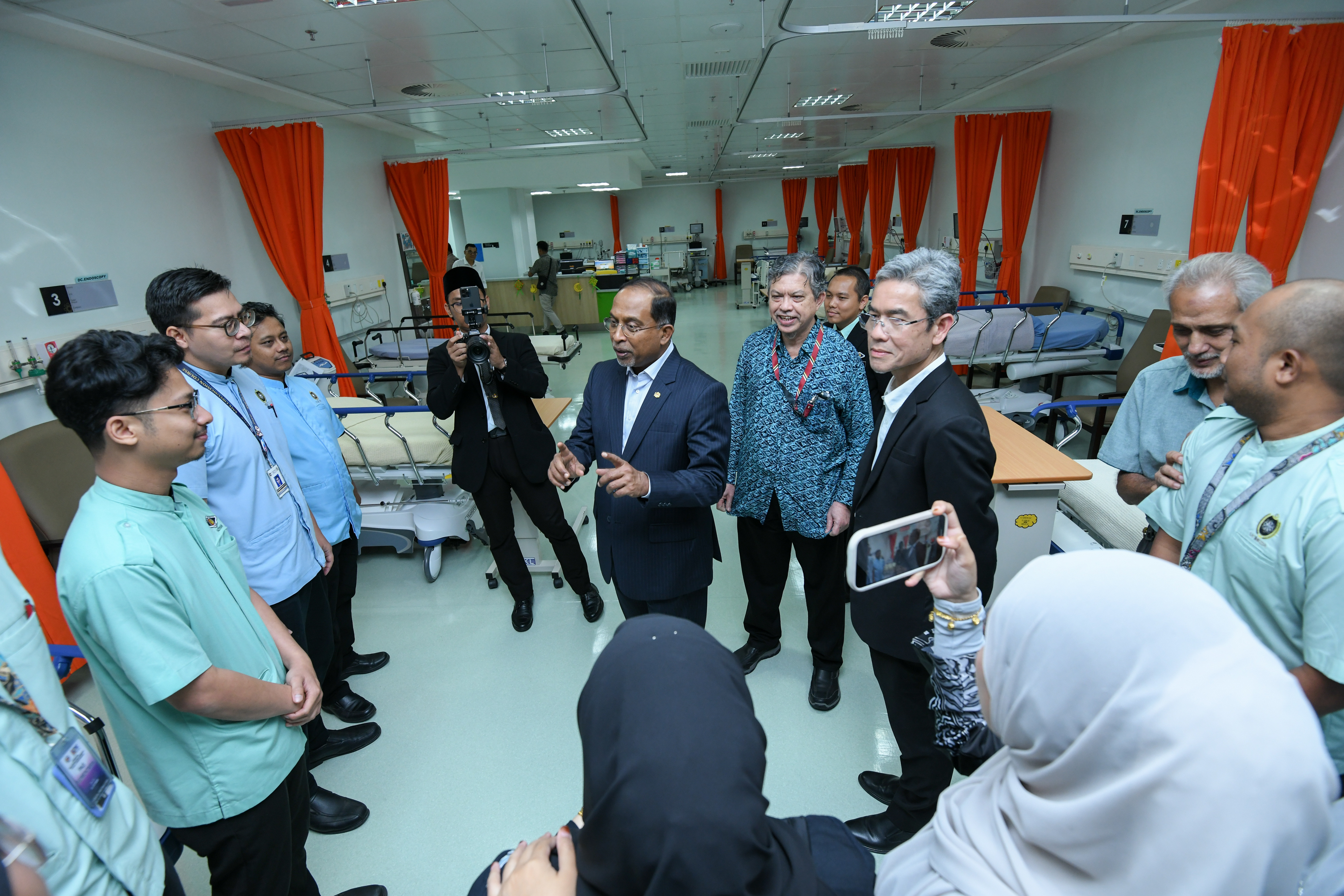 YB Menteri Pendidikan Tinggi Lawat HoSZA, Suntik Semangat Warga Kesihatan