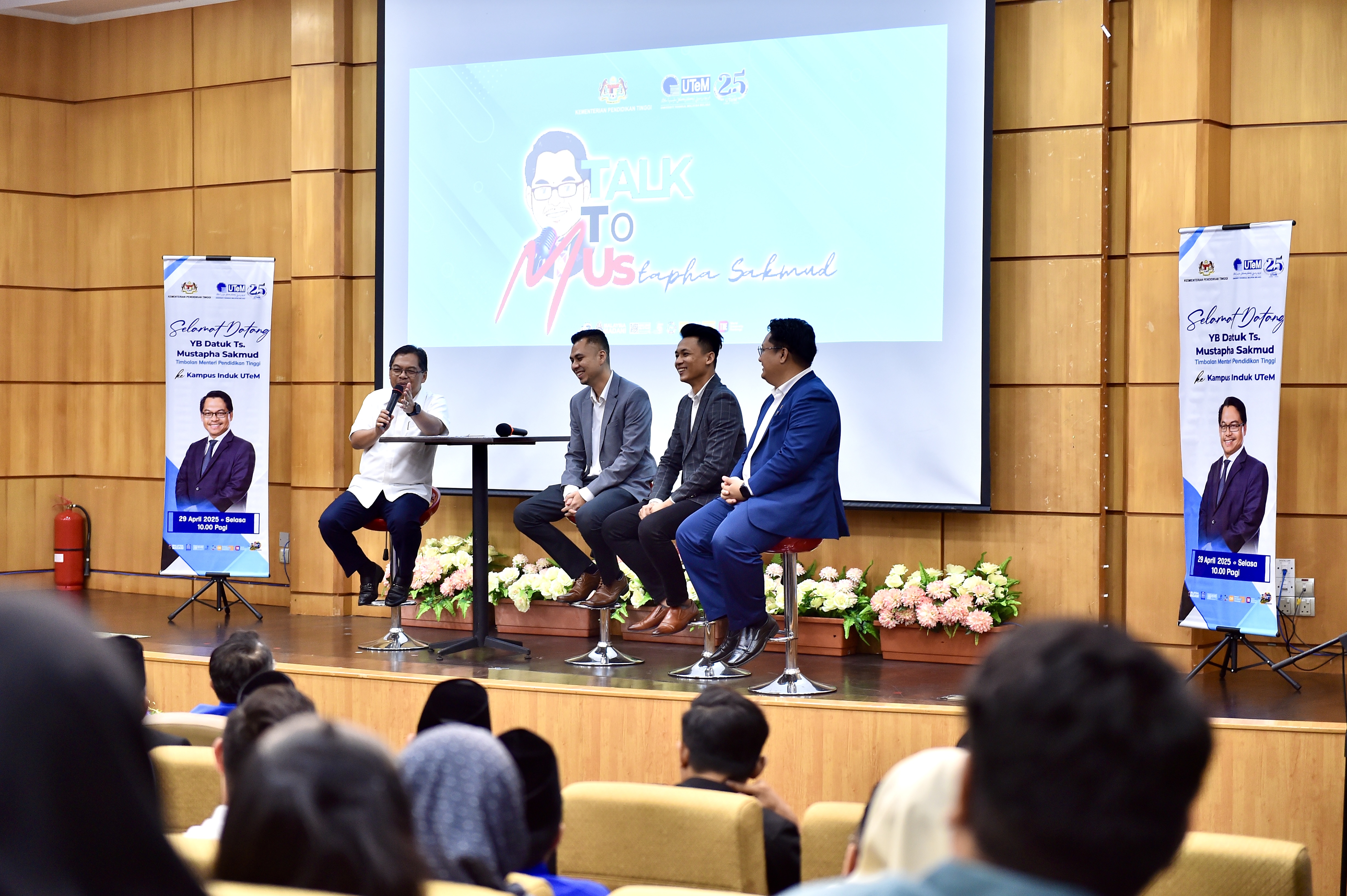 Forum “Talk To Us” Semarakkan Lawatan Timbalan Menteri Pendidikan Tinggi Ke UTeM