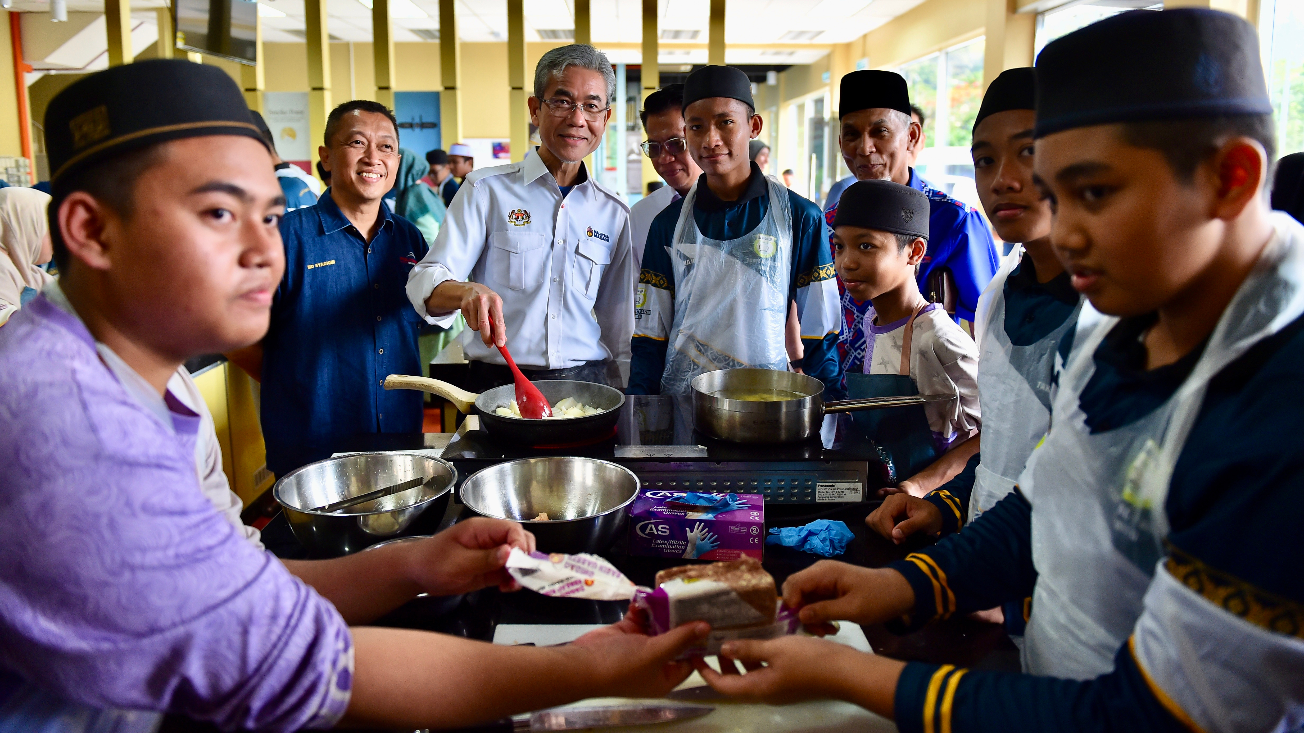 KSU KPT Merasmikan Pusat Keusahawanan Kolej Komuniti Tawau Dan Lawatan Kerja Ke KKTS
