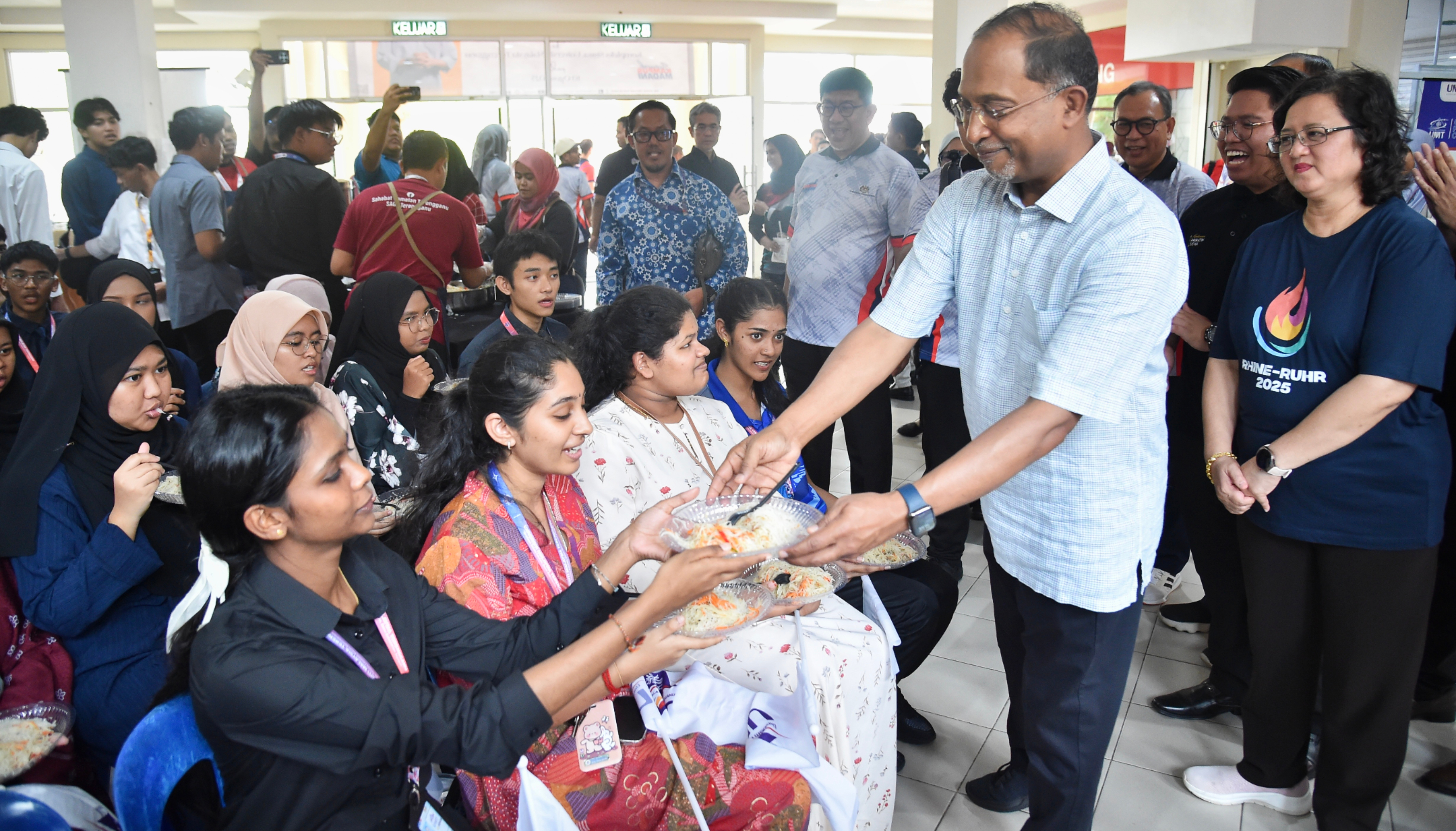 Dapur Unisiswa UniSZA Dan Rumah Rezeki UMT, Inisiatif Prihatin KPT Bantu Pelajar Kurang Berkemampuan