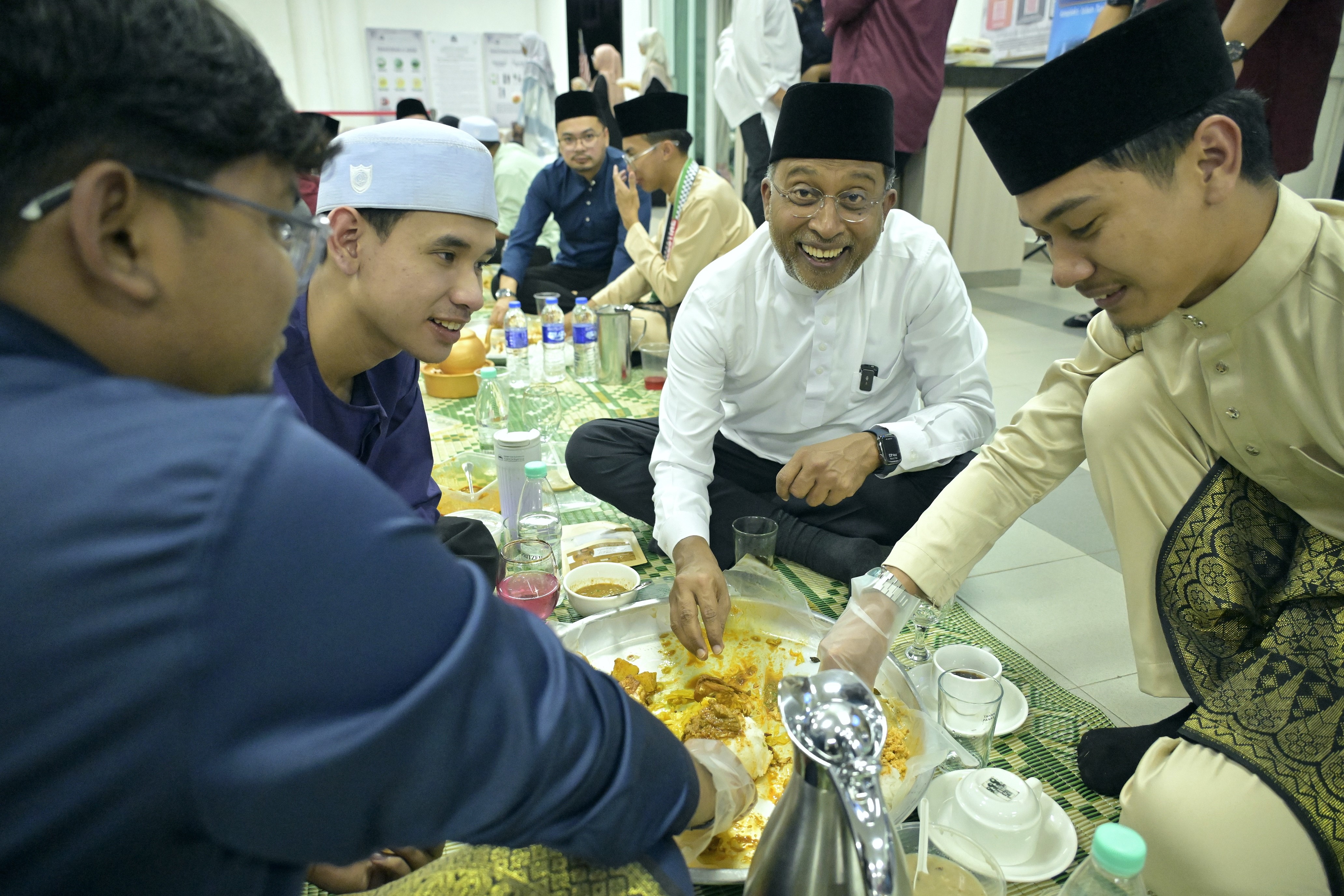 Kembara Ramadan YB Menteri Pendidikan Tinggi Santuni Warga USIM, Perkasa Integrasi Ilmu dan Kebajikan Mahasiswa