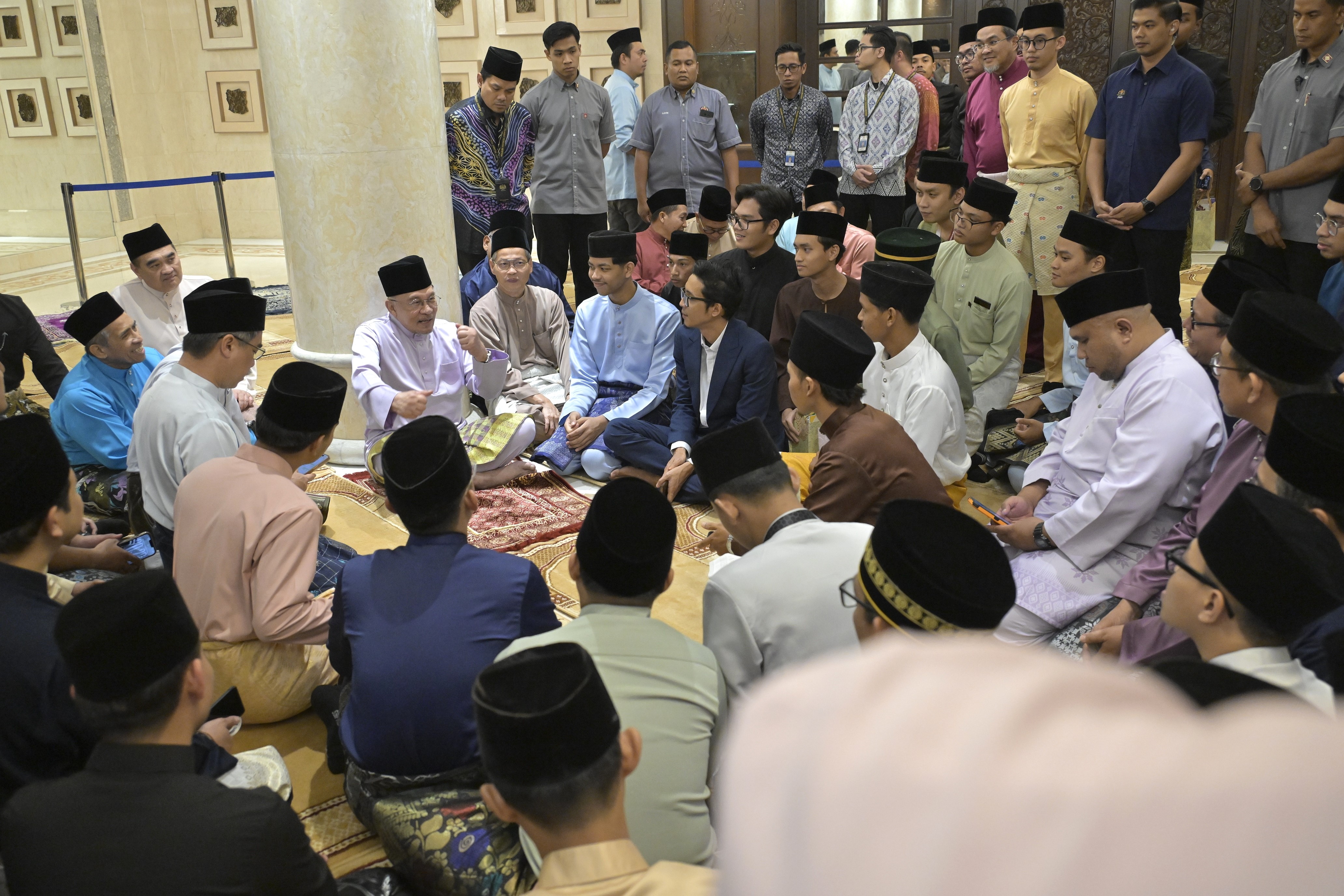 YAB Perdana Menteri Seru Mahasiswa untuk Berani Berubah Hadapi Cabaran Dunia Kompleks