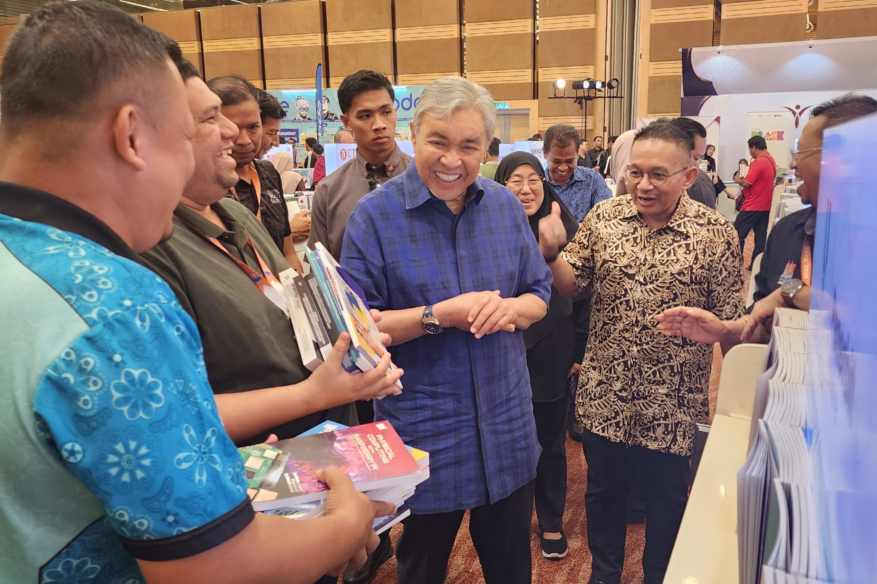 KPT DI PBAKL2026: TIMBALAN PERDANA MENTERI SARAN MAPIM PERLUAS PENERBITAN TVET, PERKUKUH BAHAN RUJUKAN AKADEMIK NEGARA