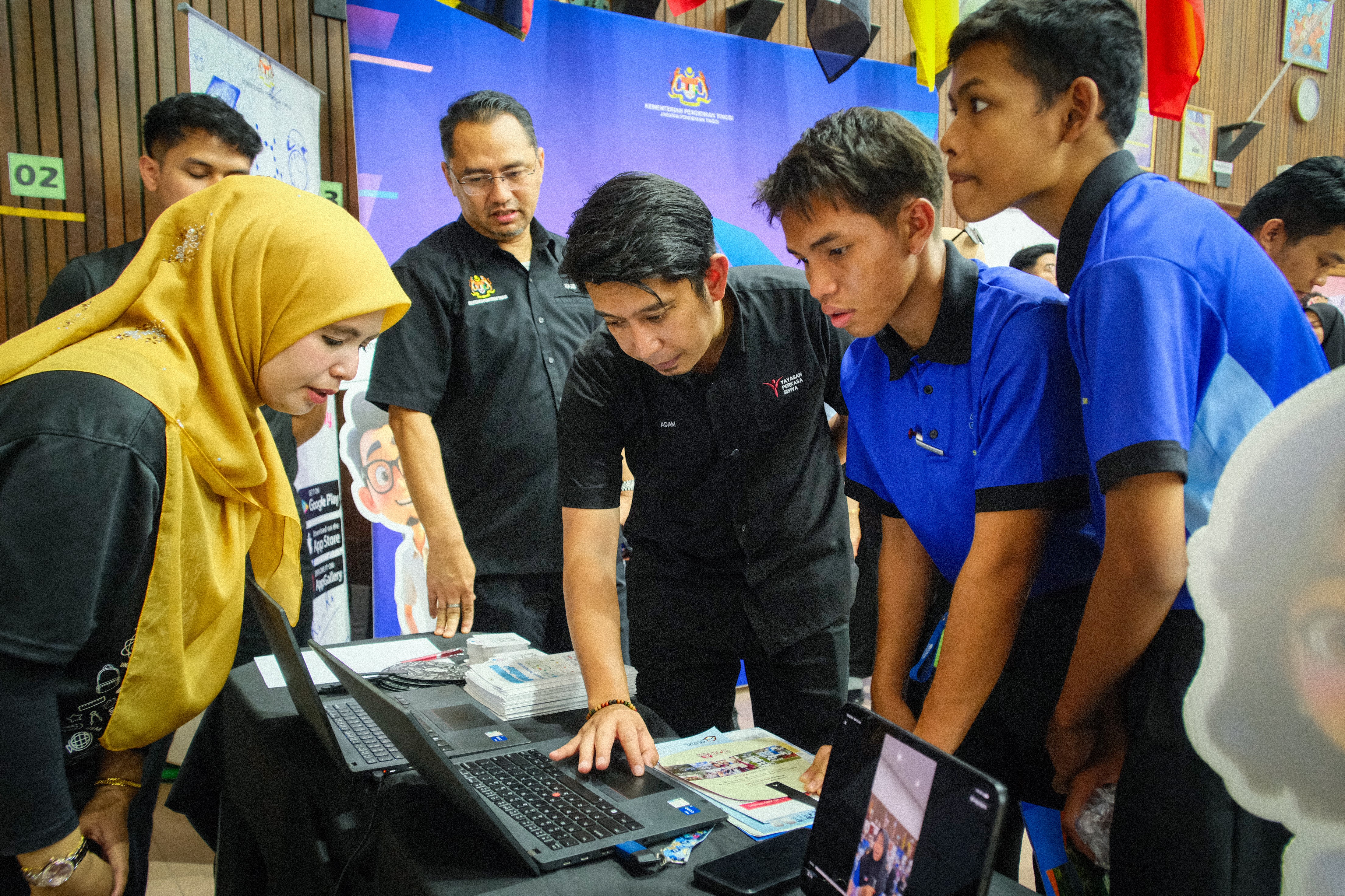 KPT Perkukuh Akses Maklumat Pendidikan Tinggi Melalui Program Outreach Lepas SPM di Melaka