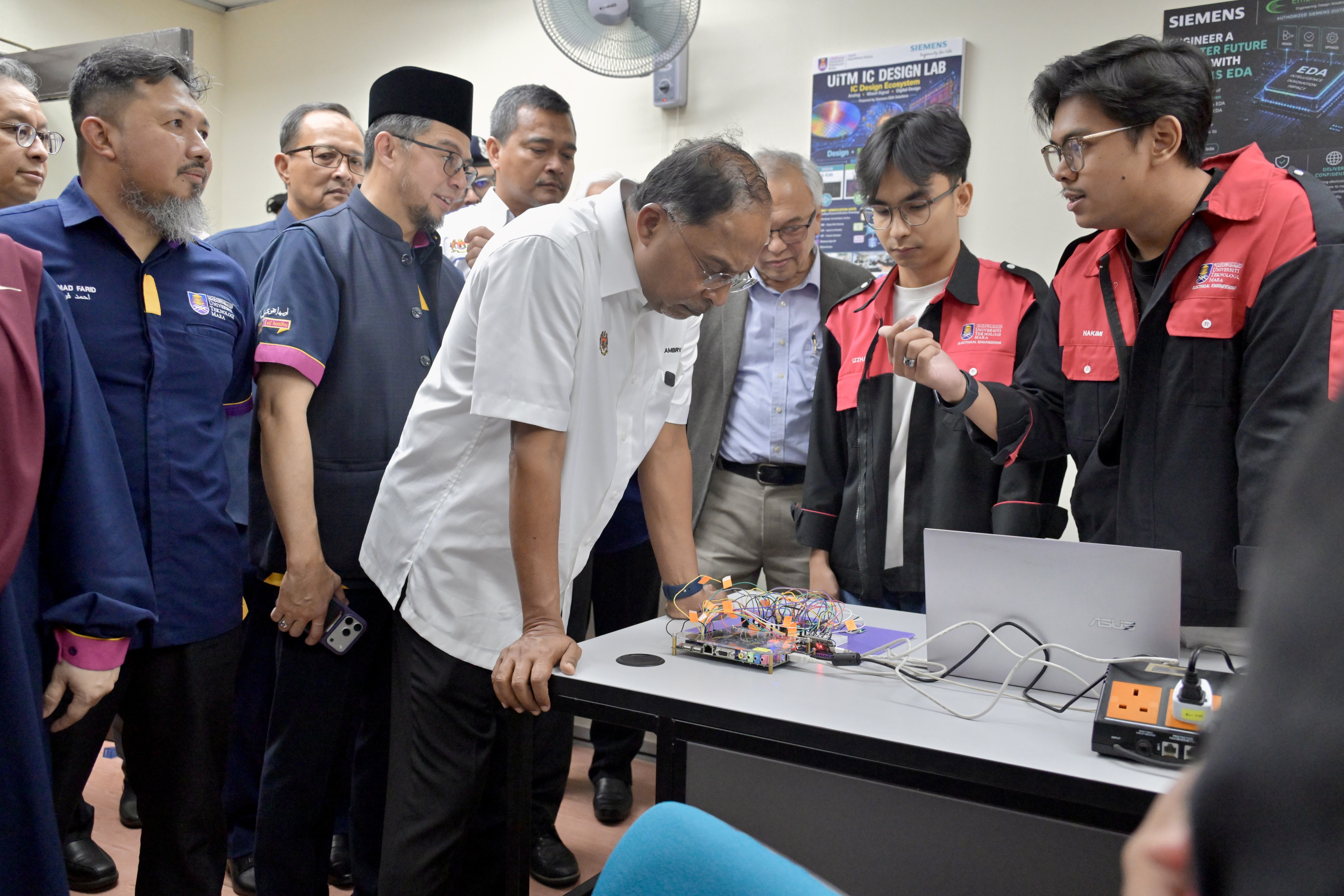 Inisiatif Semikonduktor@UiTM Pacu Pembangunan Bakat dan Teknologi Berimpak Tinggi Negara