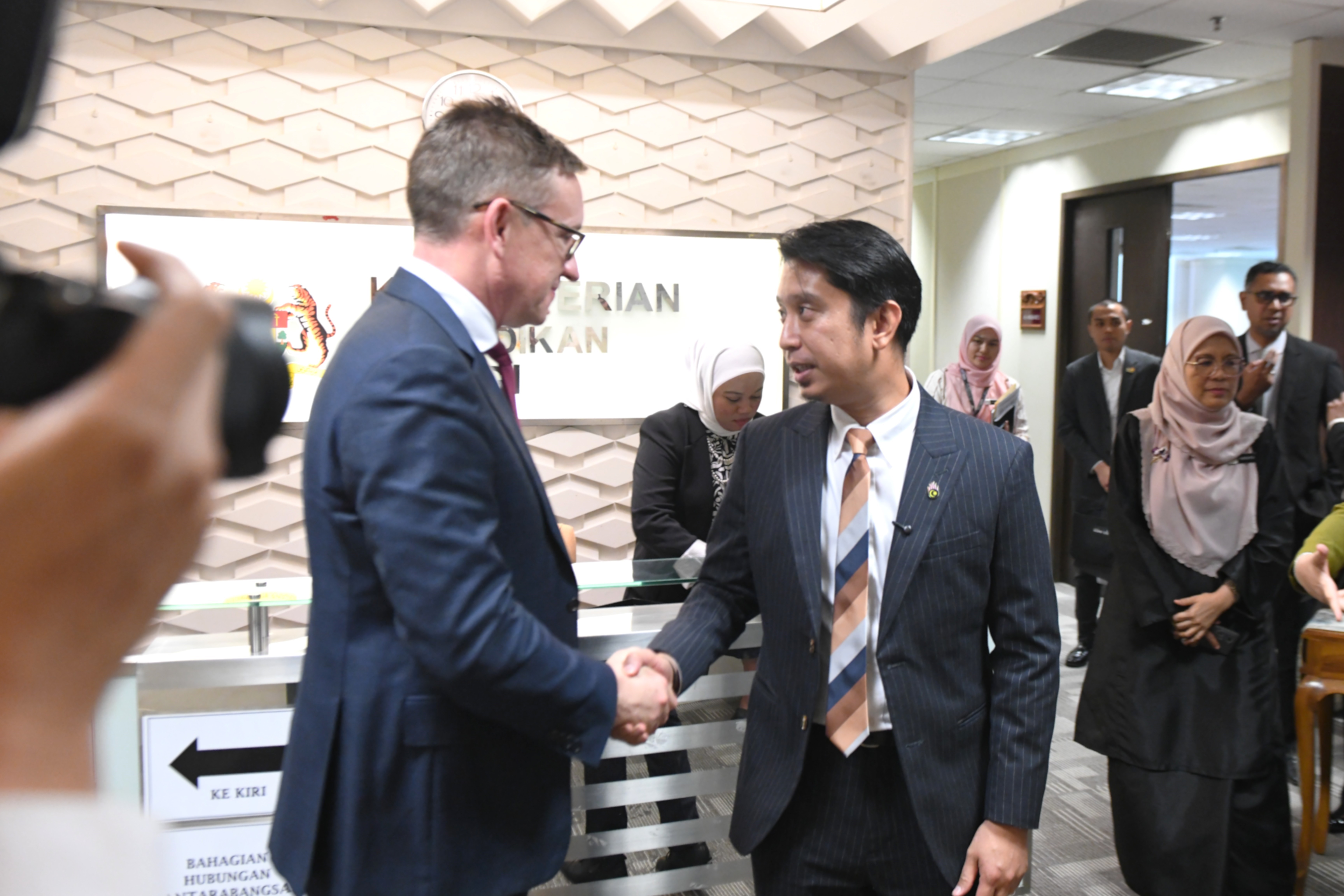 Malaysia-Australia Teroka Inisiatif Baharu Dalam Pendidikan Tinggi Antarabangsa