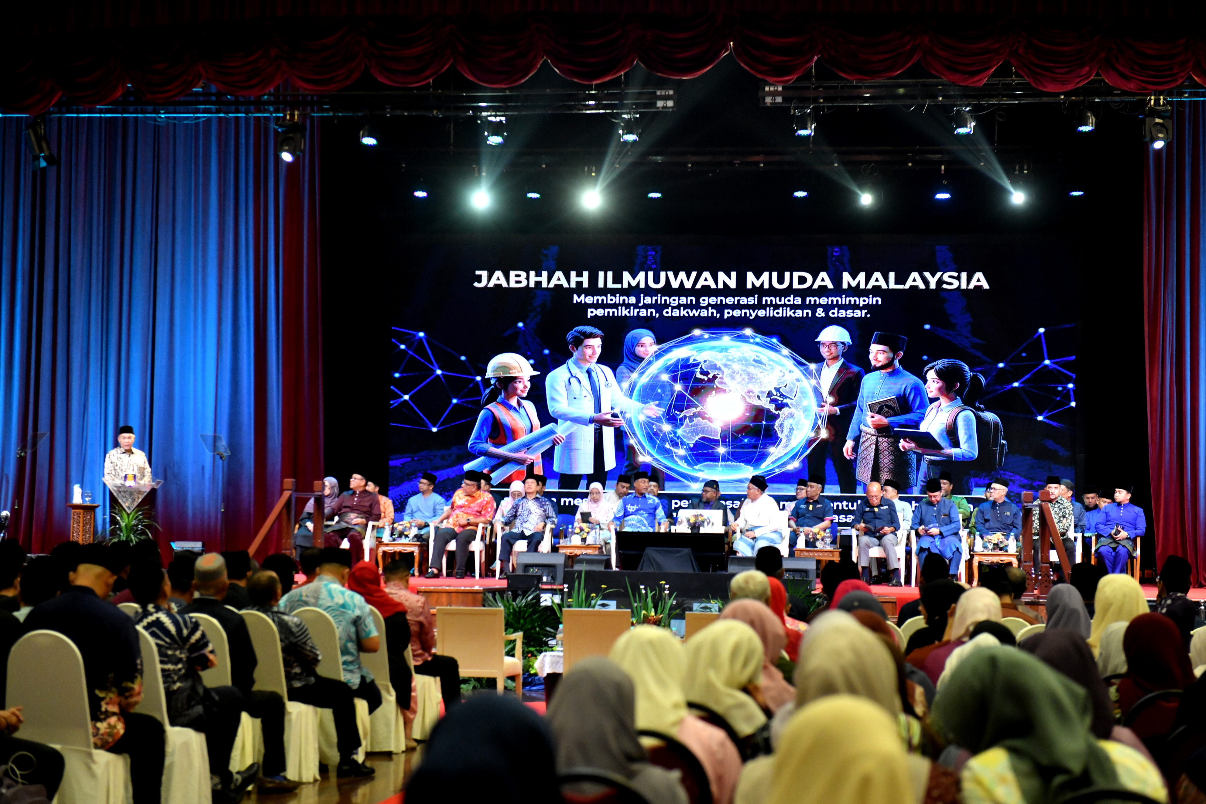 85,000 Mahasiswa UiTM Sertai Seminar Yayasan Ilmuwan Islam Malaysia, Wacana Semarak Patriotisme, Bina Generasi Berilmu dan Berkepakaran