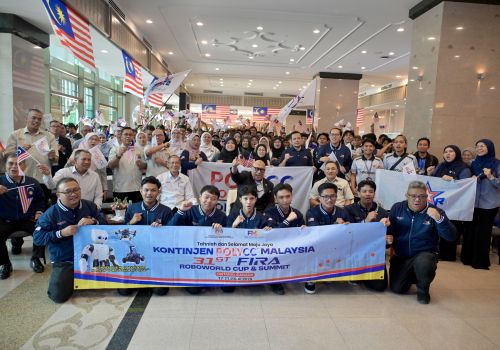 POLYCC Hantar Wakil ke Piala Dunia ROBOFIRA Ke-31 di Kanada, Usaha Bida Kejohanan di Putrajaya Tahun Depan