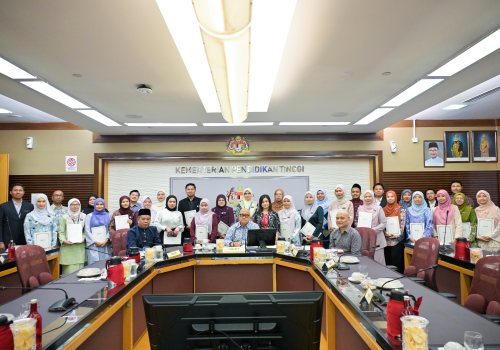 KPT Raikan 35 Warga Kerja Cemerlang Menerusi APCB Oktober 2026