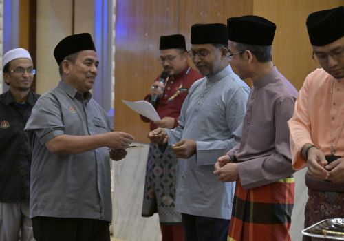 Perhimpunan Bulanan dan Majlis Ukhuwah Ramadan KPT Perkukuh Semangat Kebersamaan Warga Kementerian