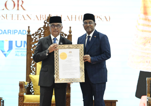 Sultan Pahang Sempurna Pemasyhuran Dewan Tuanku Canselor UMPSA