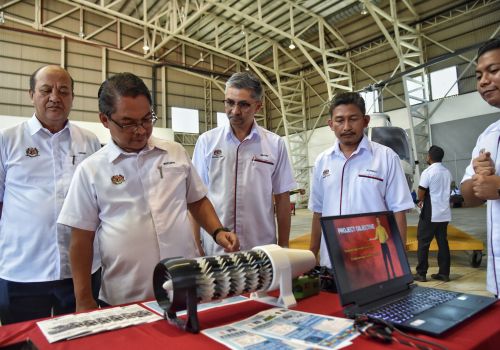 Jejak TVET MADANI Ke Politeknik Banting (PBS), YBTM Tinjau Program Diploma Penyenggaraan Pesawat Dan Alumni PBS Di MAG