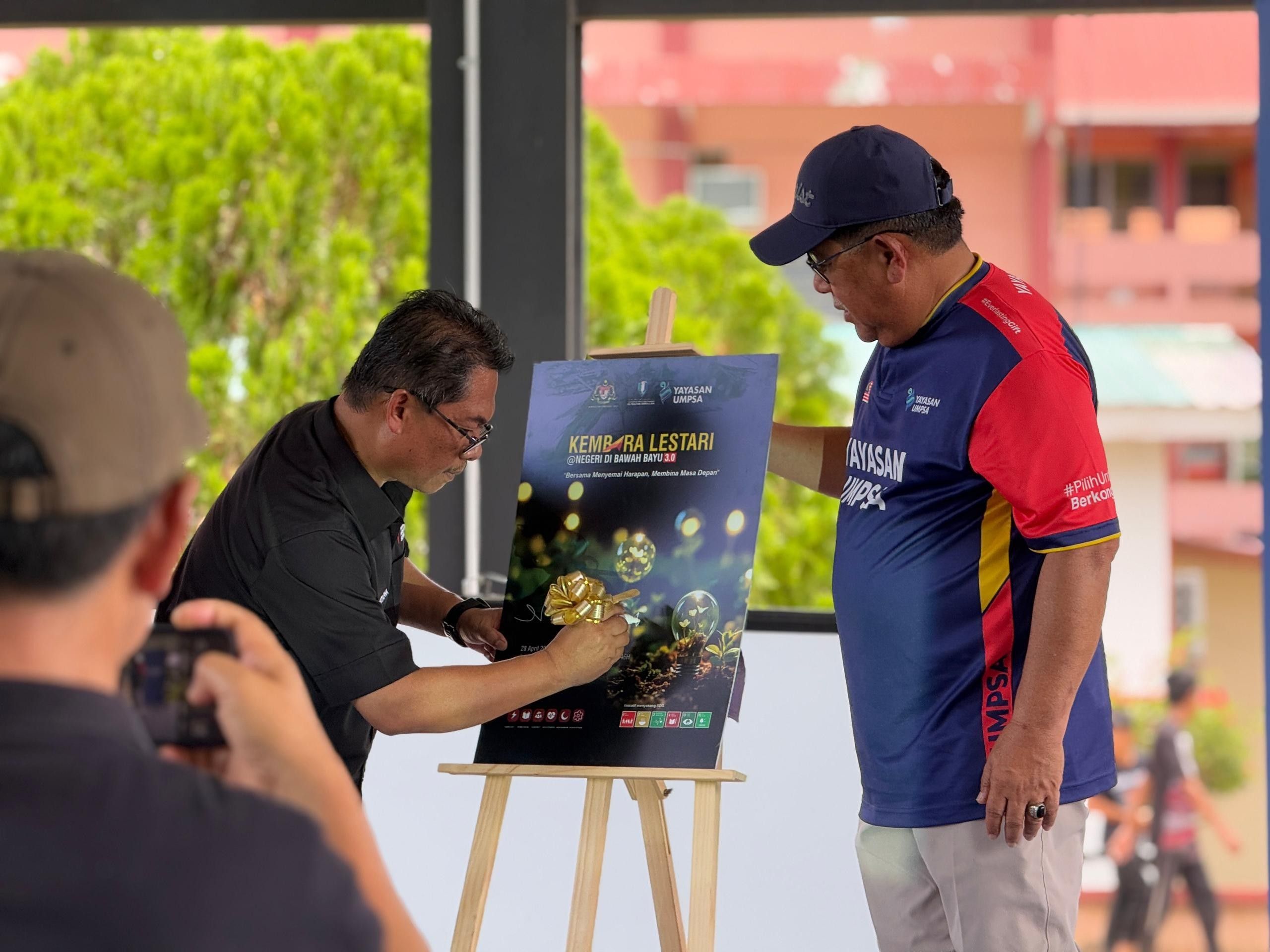 KPT Dukung Usaha IPTA Bentuk Generasi Lestari Melalui Program Kemasyarakatan Di Sabah