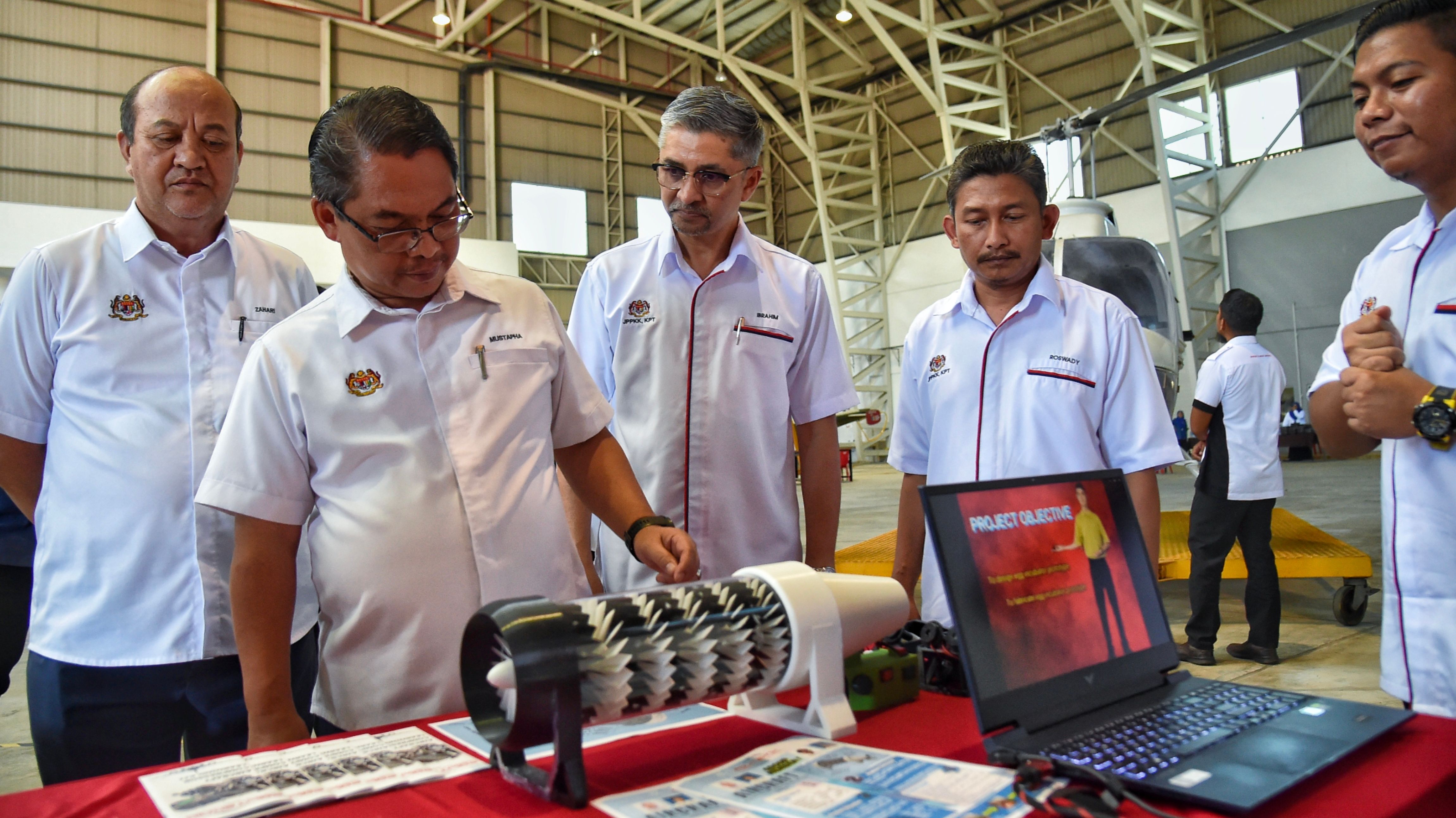 Jejak TVET MADANI Ke Politeknik Banting (PBS), YBTM Tinjau Program Diploma Penyenggaraan Pesawat Dan Alumni PBS Di MAG