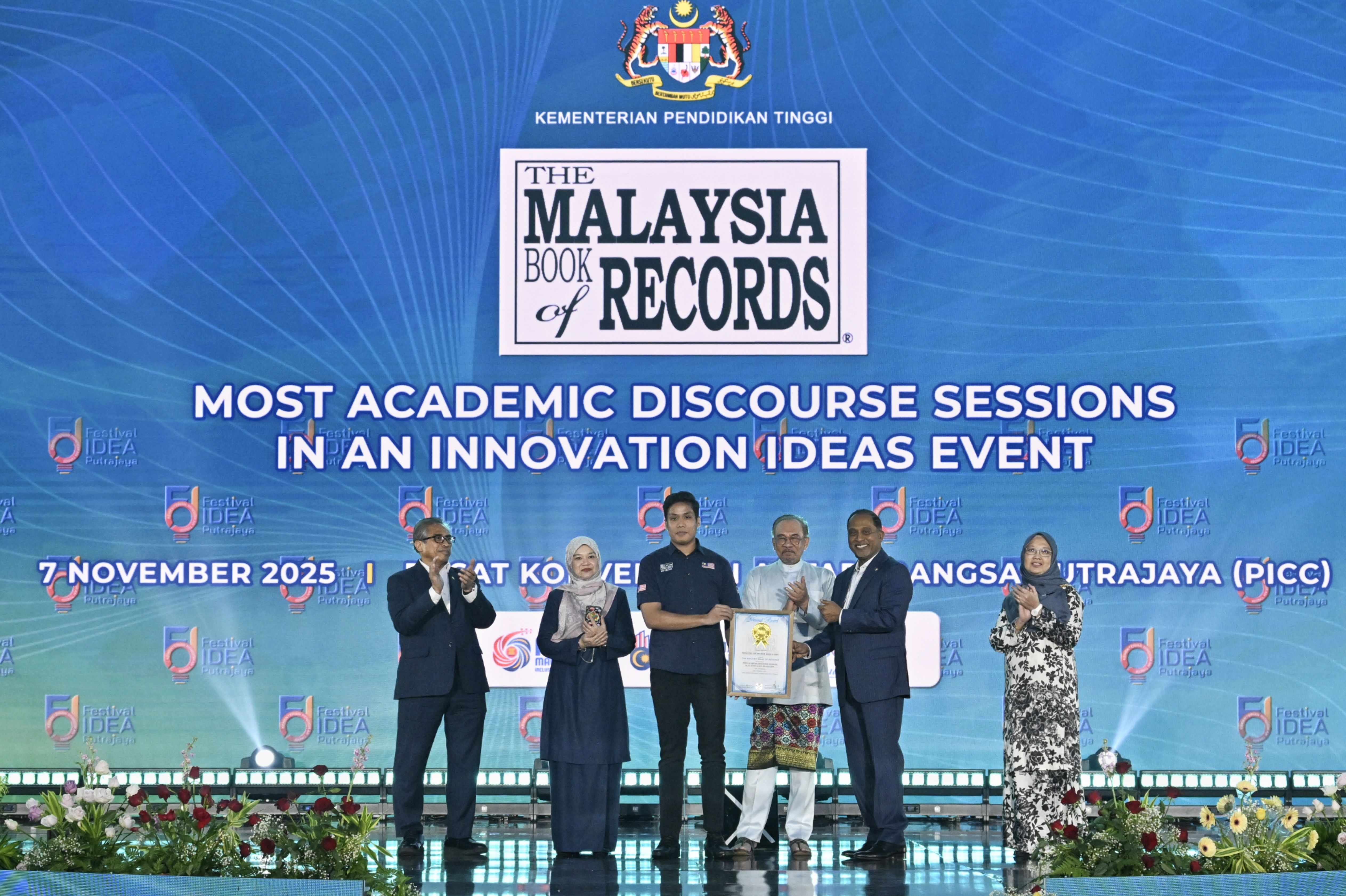 Perdana Menteri Rasmi Penutup Putrajaya FOI 2025, Seru Golongan Muda Jana Idea Demi Kesejahteraan Negara